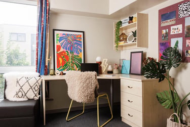 1 bed studio, Cavendish Street, Hyde Park, Leeds, LS31AF - Image 2